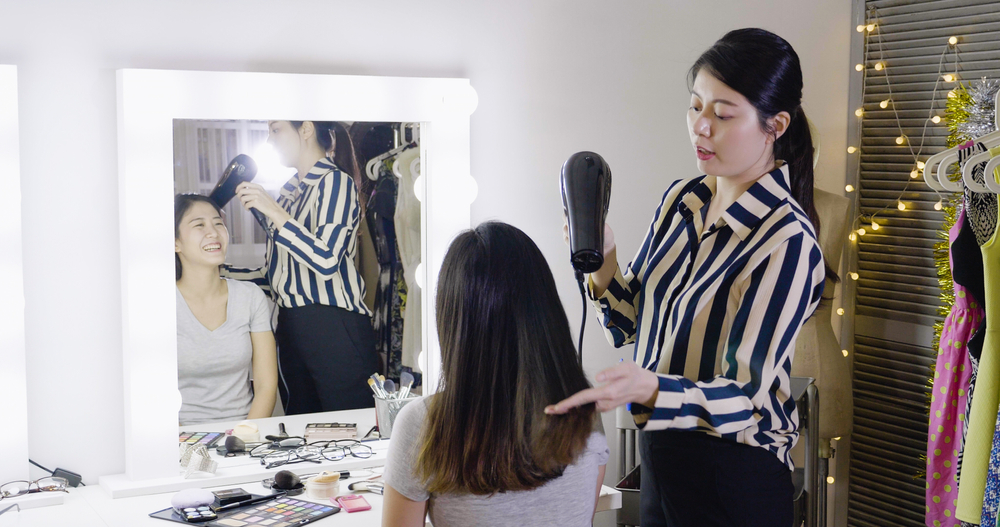 ヘアスタイリストになるには 必要な資格や向いている人の特徴を紹介 ビューティ進路相談室