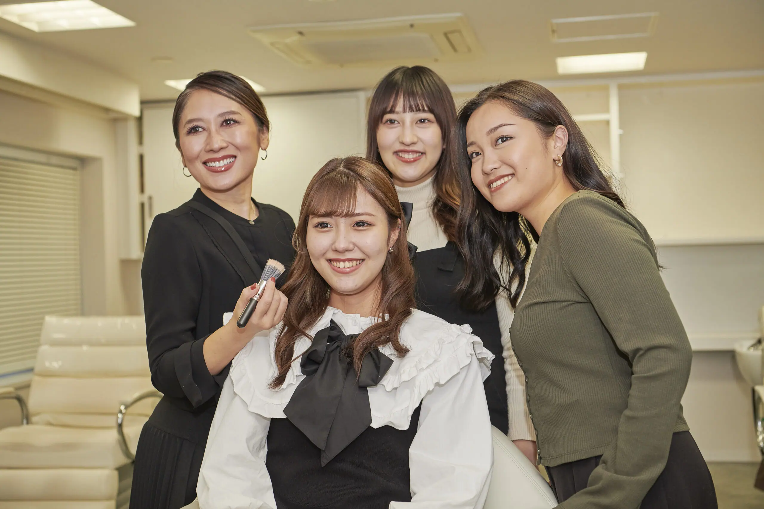 ヘア体験は満席になりました）【高校3年生限定】ミスパリジェンヌ会
