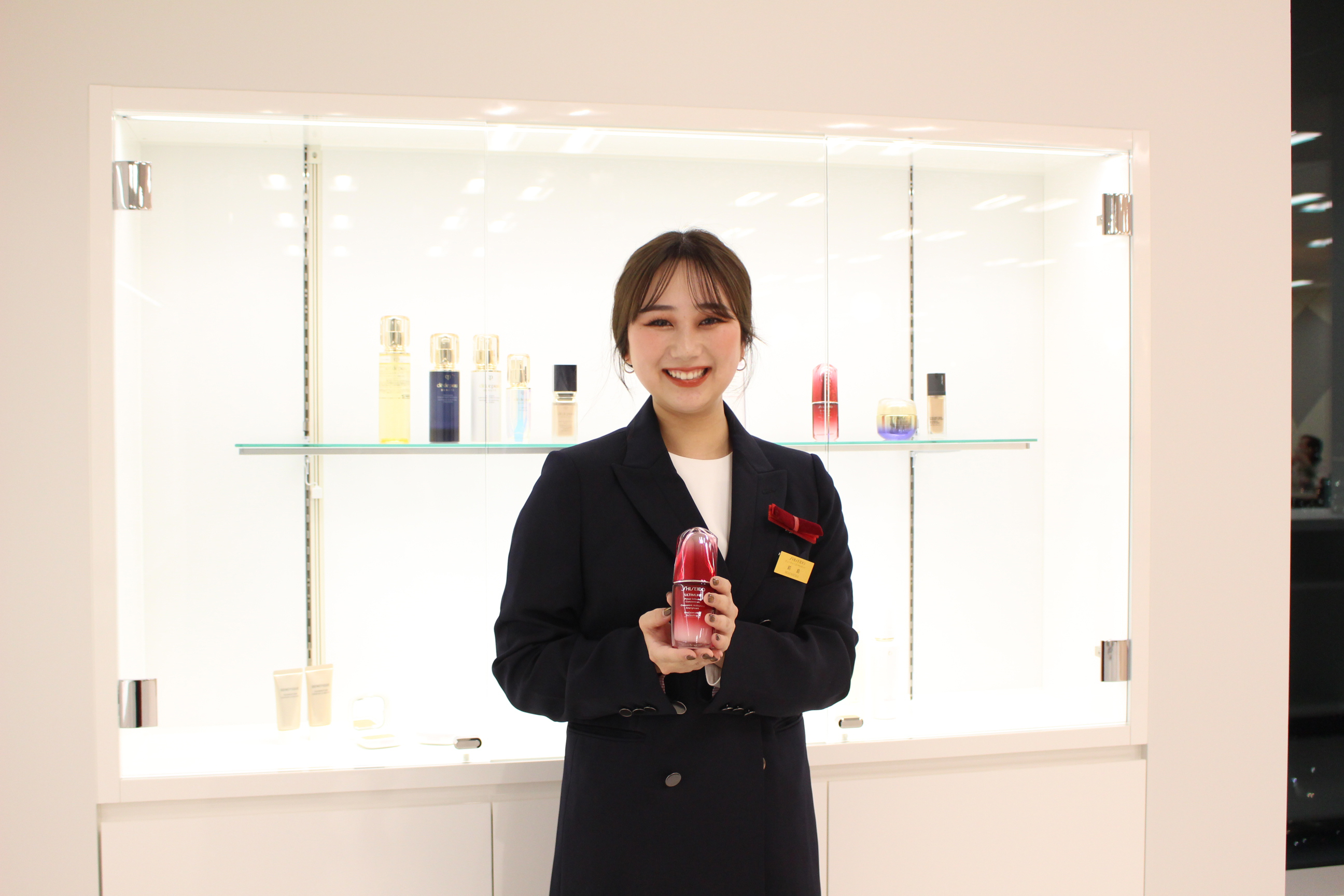 美容部員, ビューティアドバイザー, メイクアップアーティスト